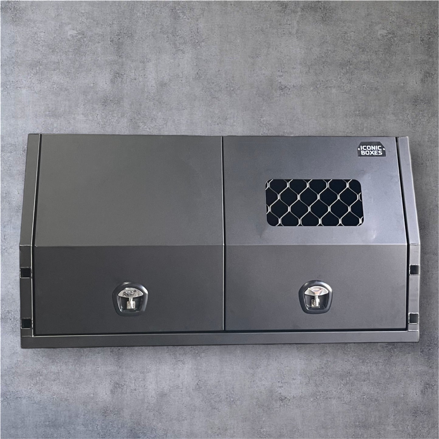 1600mm Quarter Dog Box Aluminium Canopy